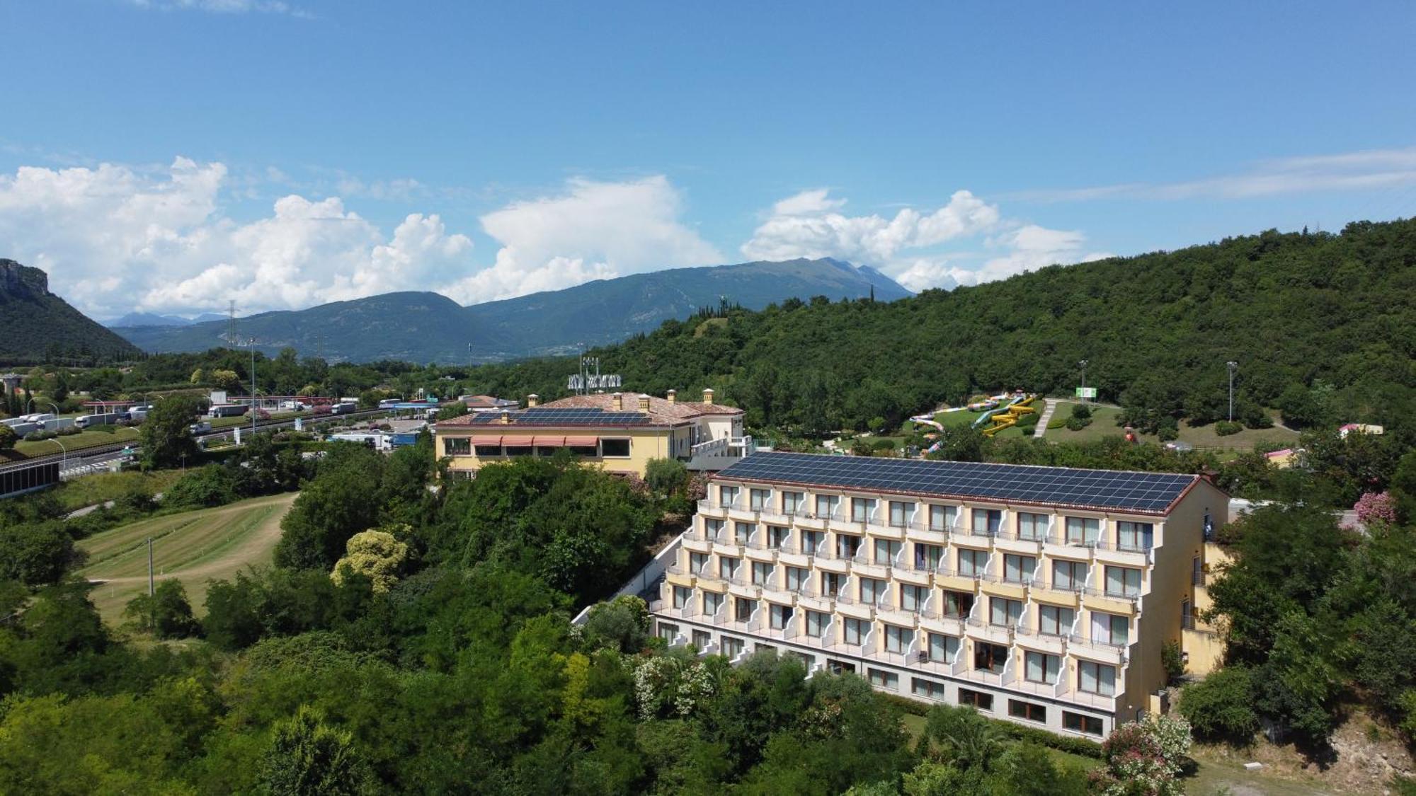 Eurocongressi Hotel Cavaion Veronese Exterior photo